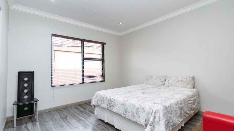 4 Bedroom Property for Sale in Boschdal North West